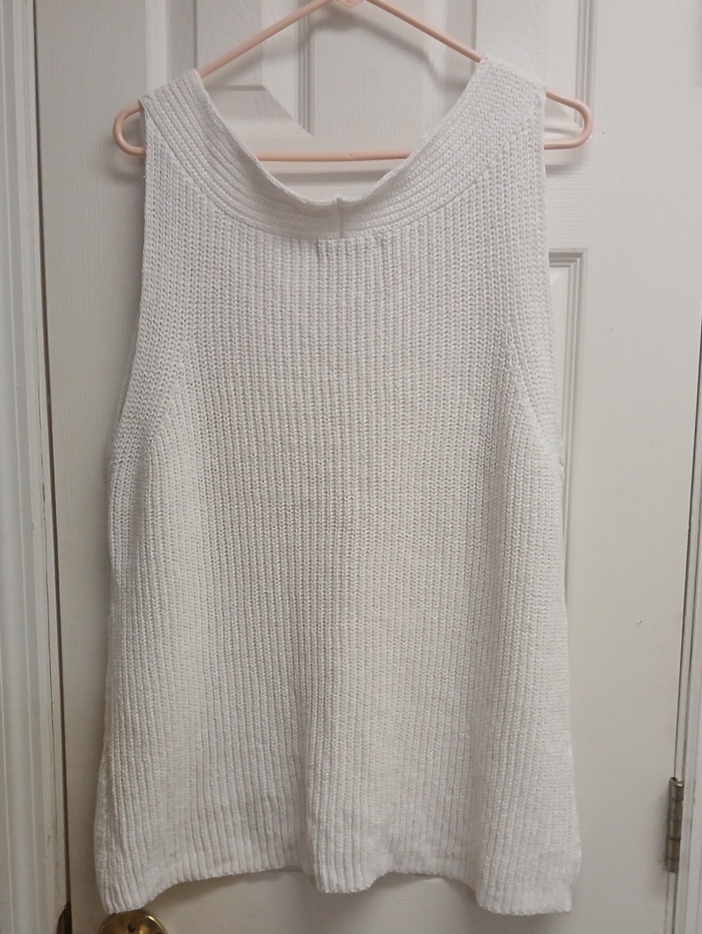 ​Liz Claiborne White V-Neck Knit Sleeveless Tank Top Sweater XL - Picture 10 of 11